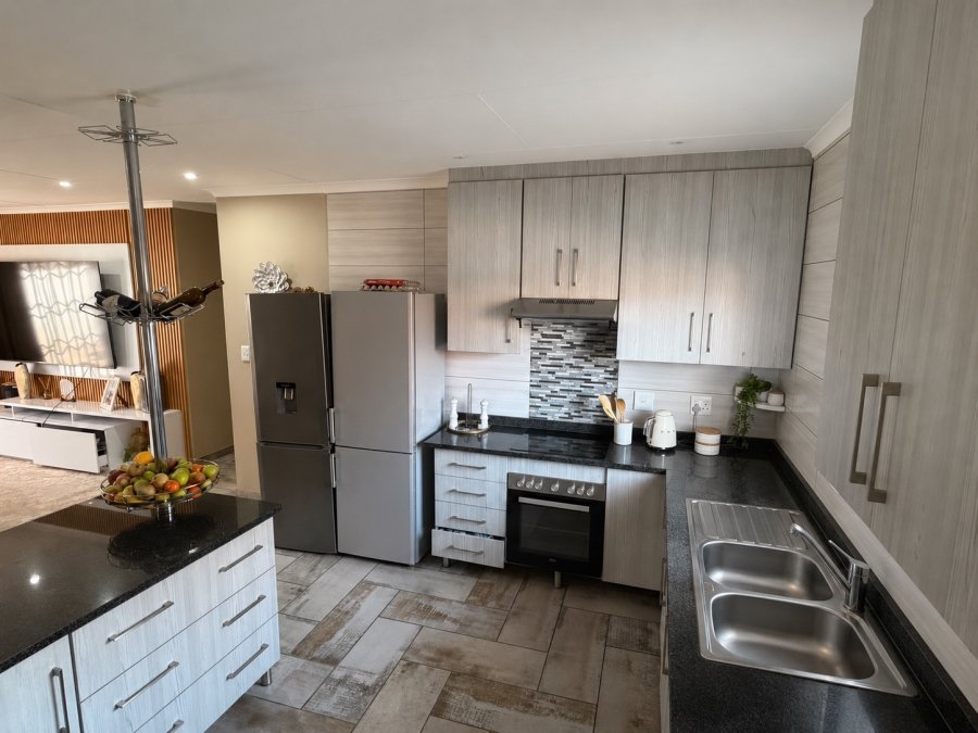 3 Bedroom Property for Sale in Waterkloof North West